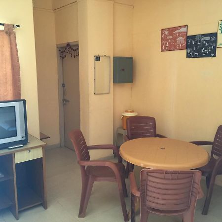 Mtdc Approved Mohiniraj Guest House Nashik Exterior photo
